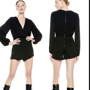 Alive + Olivia Sinclair long sleeve romper size 8 NWT $398